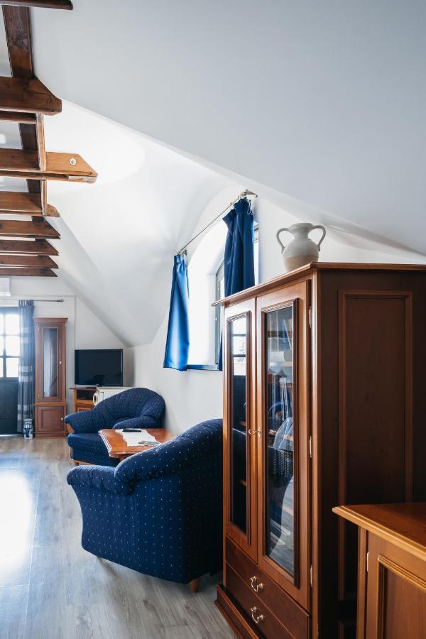 Cselling Udvarhaz Révfülöp Extérieur photo